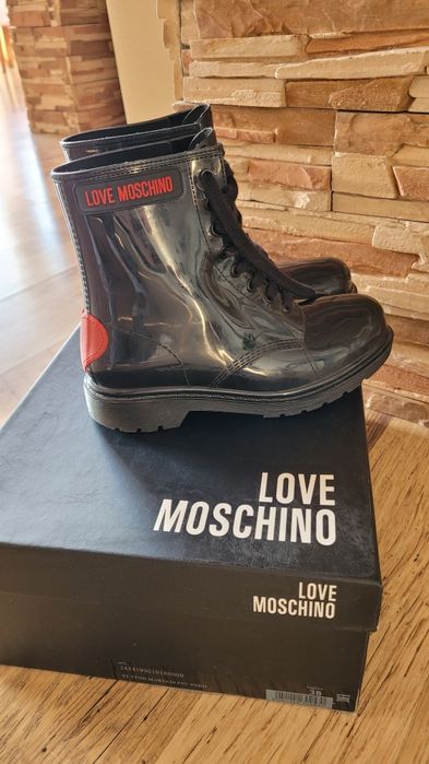Дамски маркови боти Love Moshinоo