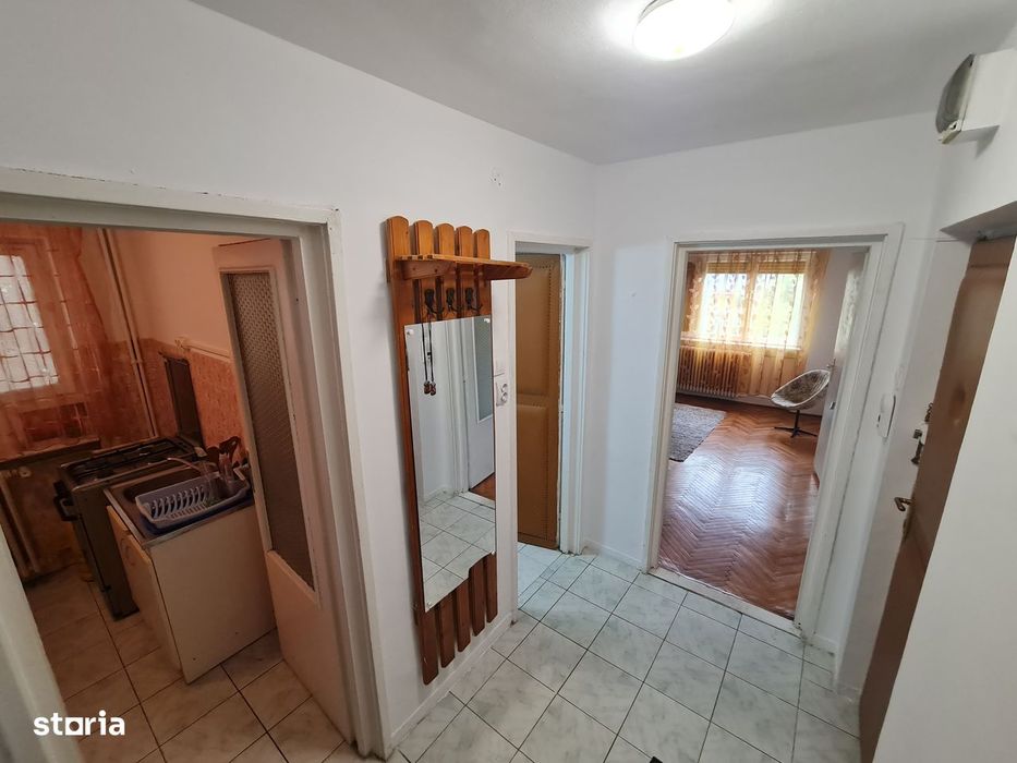 Inchiriez ap. 2 camere Ultracentral Praporgescu - Tribunal, etaj.2.