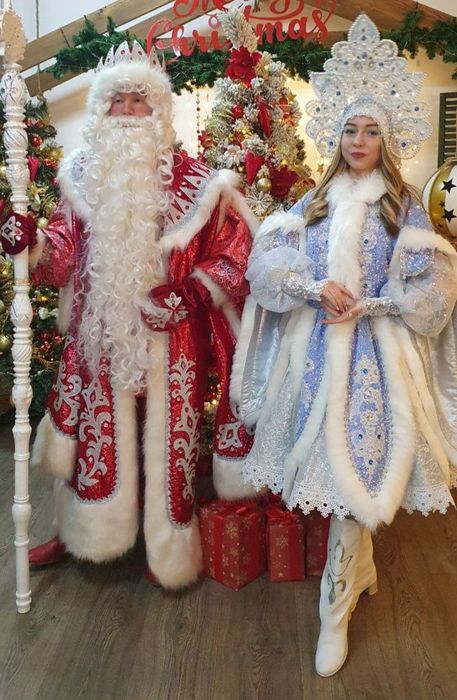 Дед Мороз и Снегурочка