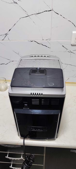 Espressor Automat DeLonghi Magnifica S ECAM 22.110 Aparat Cafea Boabe