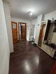 Inchiriez apartament cu 3 camere