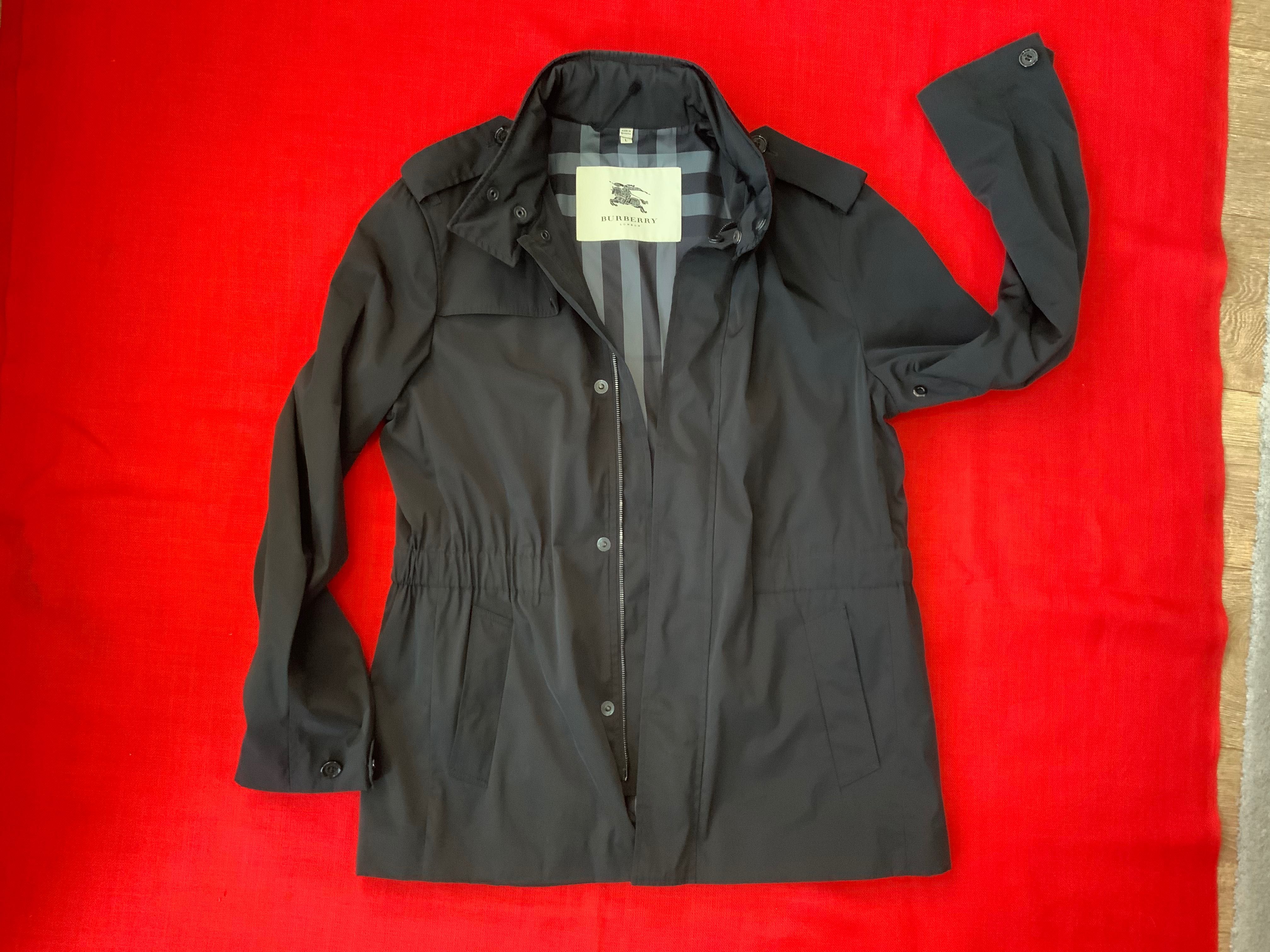 Burberry-оригинално яке,шлифер,размер Л