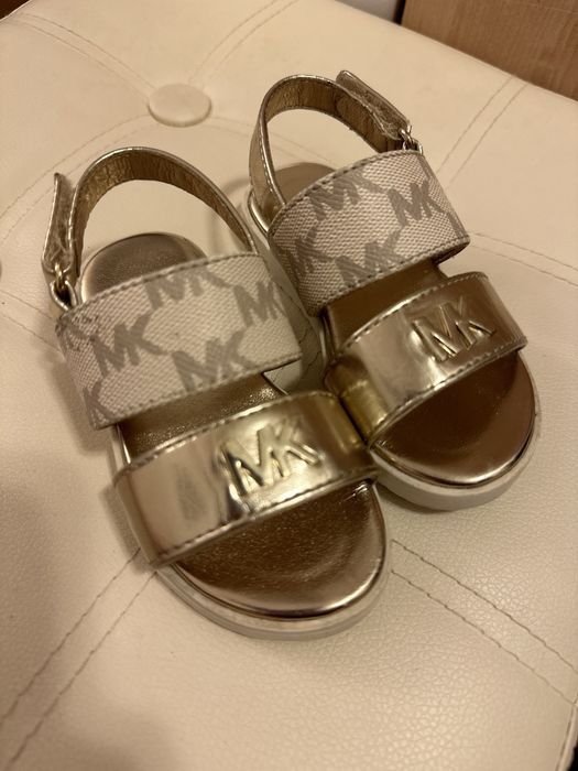 Sandale aurii fetita Michael Kors 21