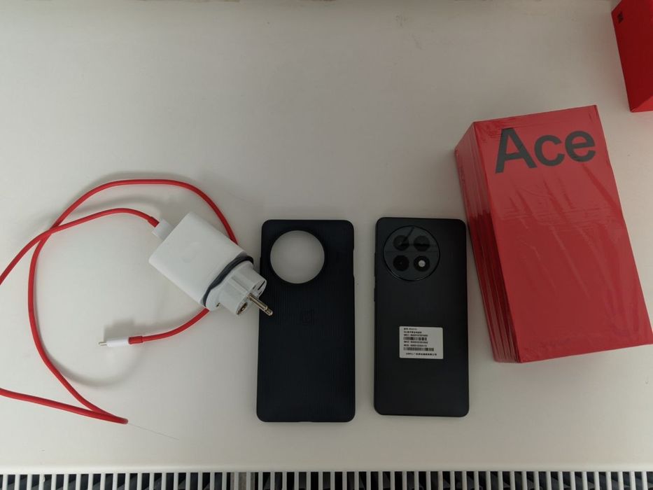 OnePlus Ace 5 12/256