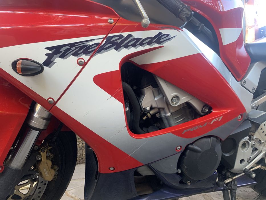 Honda CBR 929 RR Fireblade – 2002 – 31.000 km – Toba Leo Vince