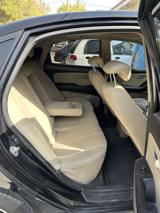 Hundai elantra 2007 srochna sotiladi xolati zor ortiqcha chiqimi yoq