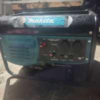 Бензиновый генератор электрическая станция "Makita "