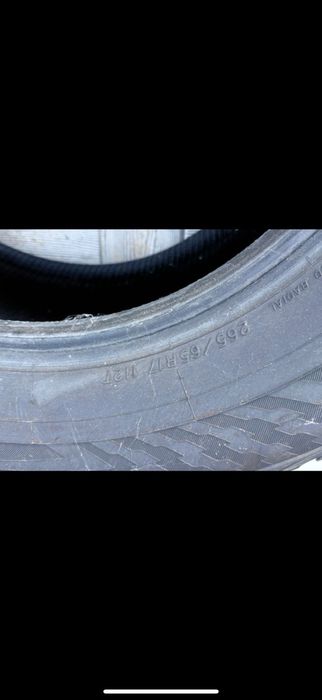 Продаю комплект зимних шипованных шин 265/65R17 (112Т)