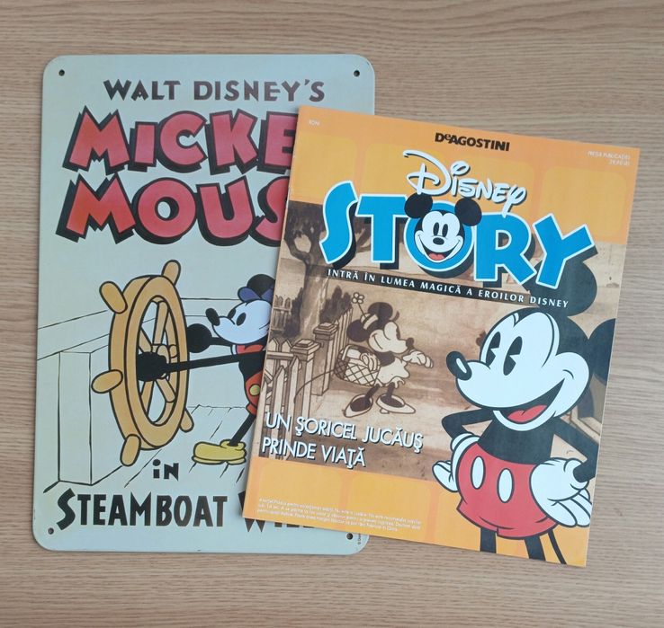 Revista Disney Story impreuna cu posterul metalic Mickey Mouse