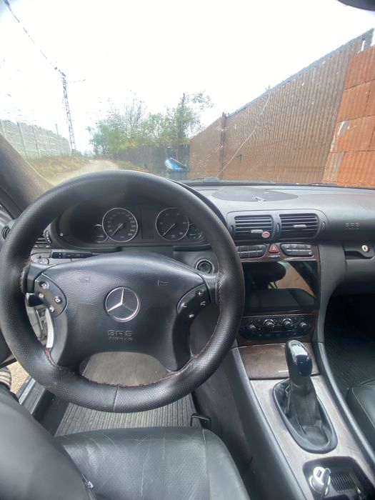 Mercedes c class w203