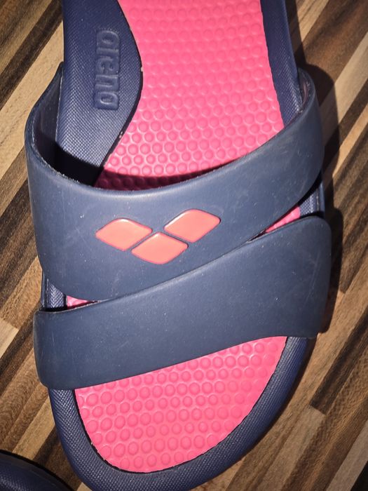 De vanzare slapi Arena