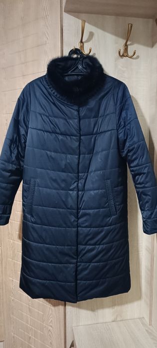 Пуховик женский, зимняя.