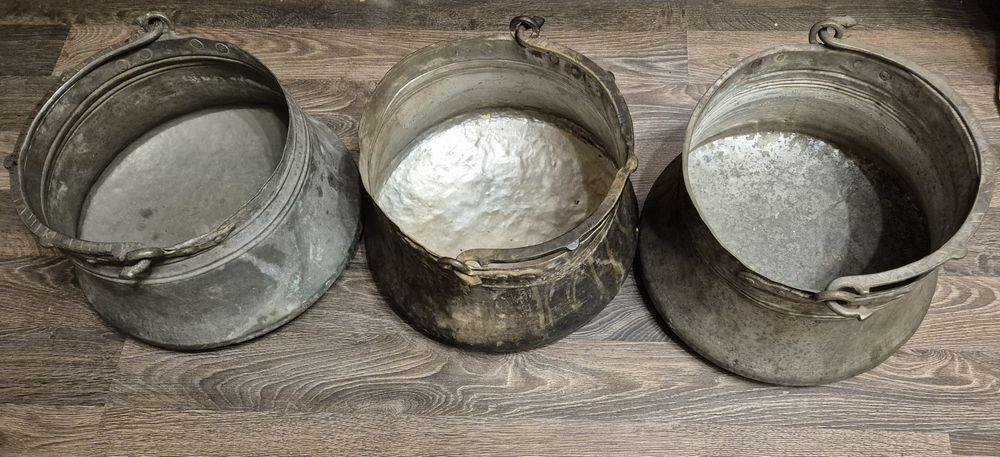 Старинни медни бакъри-менци!