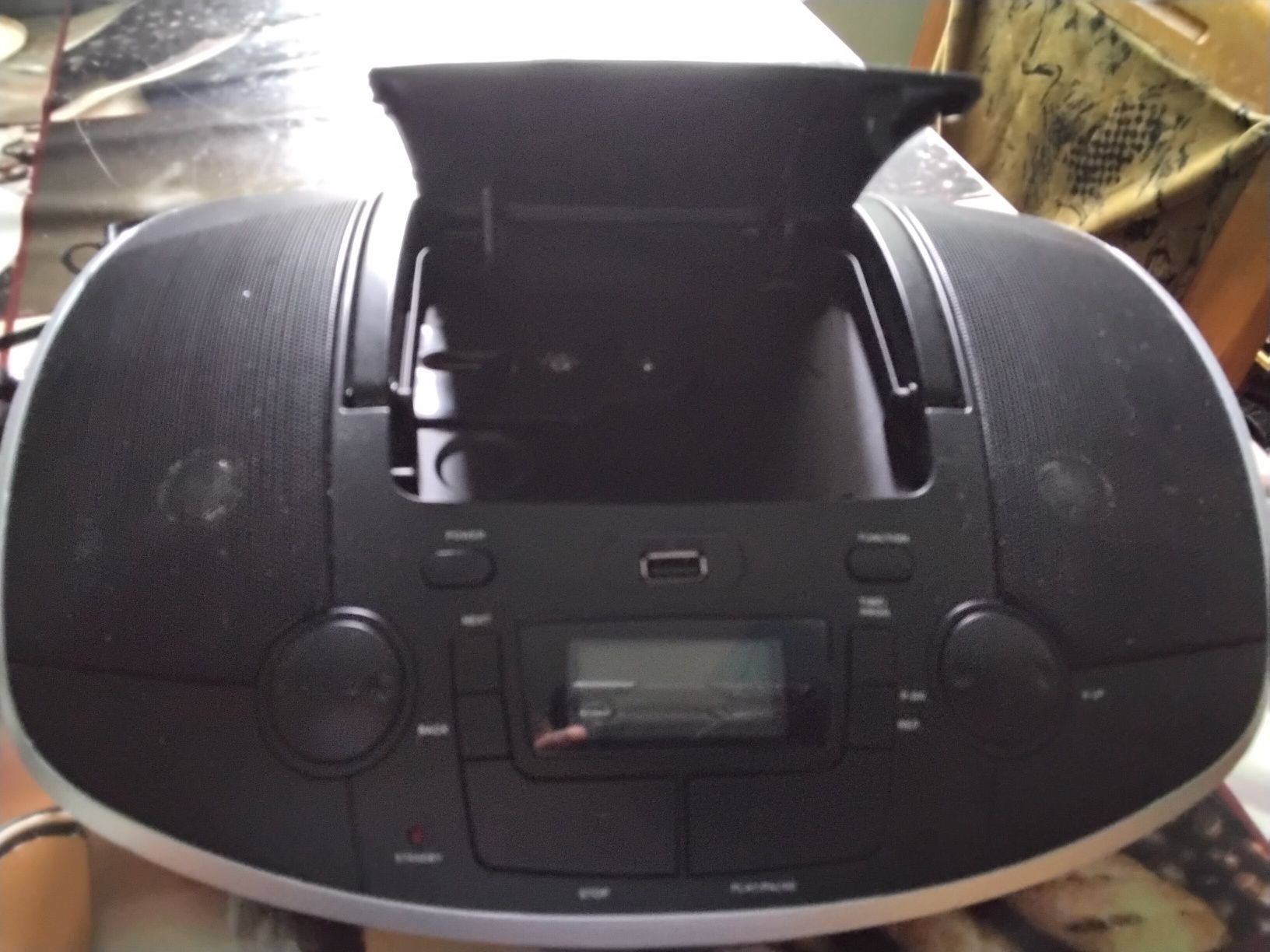 Sistem audio akai