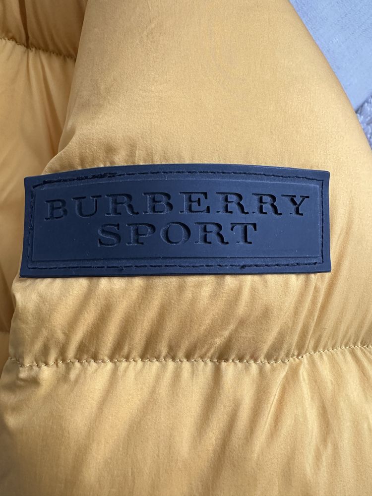 Geaca puf BURBERRY originala!