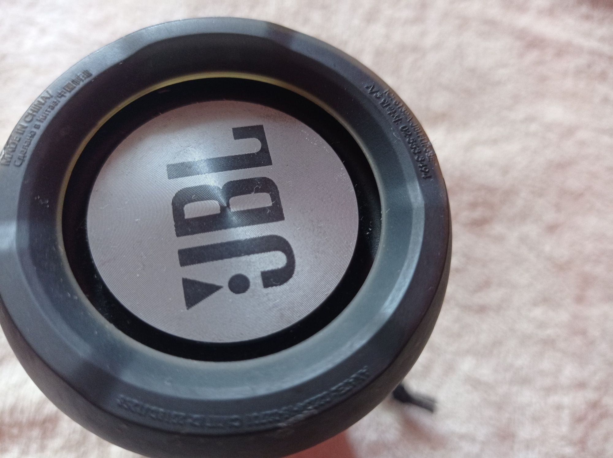 În boxă bluetooth JBL originală