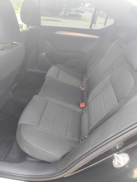 Vând Skoda Superb 3