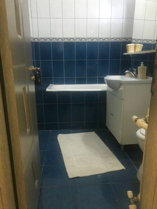 De închiriat apartament cu două camere – Zona Dacia