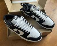 Nike Dunk low retro size 44