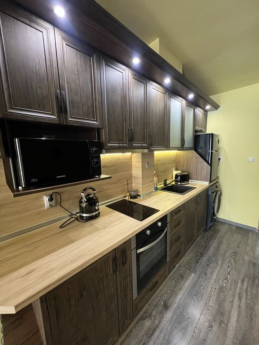 Дава се под наем Гараж / Паркомясто в Варна, Погреби - 65 кв.м за 433.5 € - Снимка #9