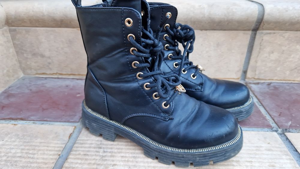 Детски боти,черни