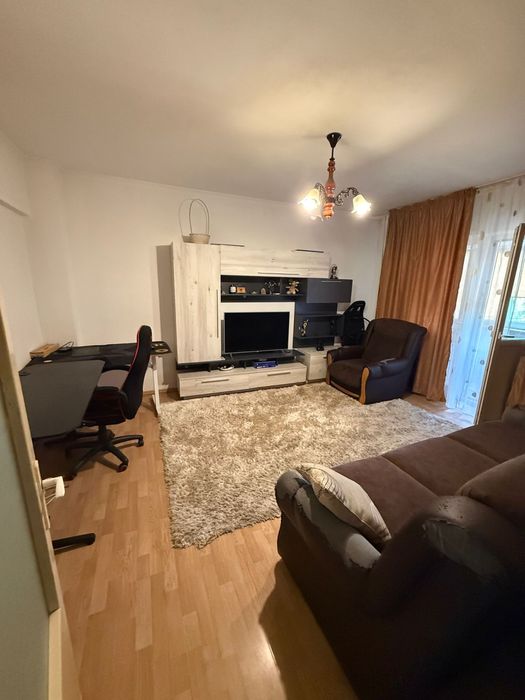Inchiriez apartament Calea Bucuresti