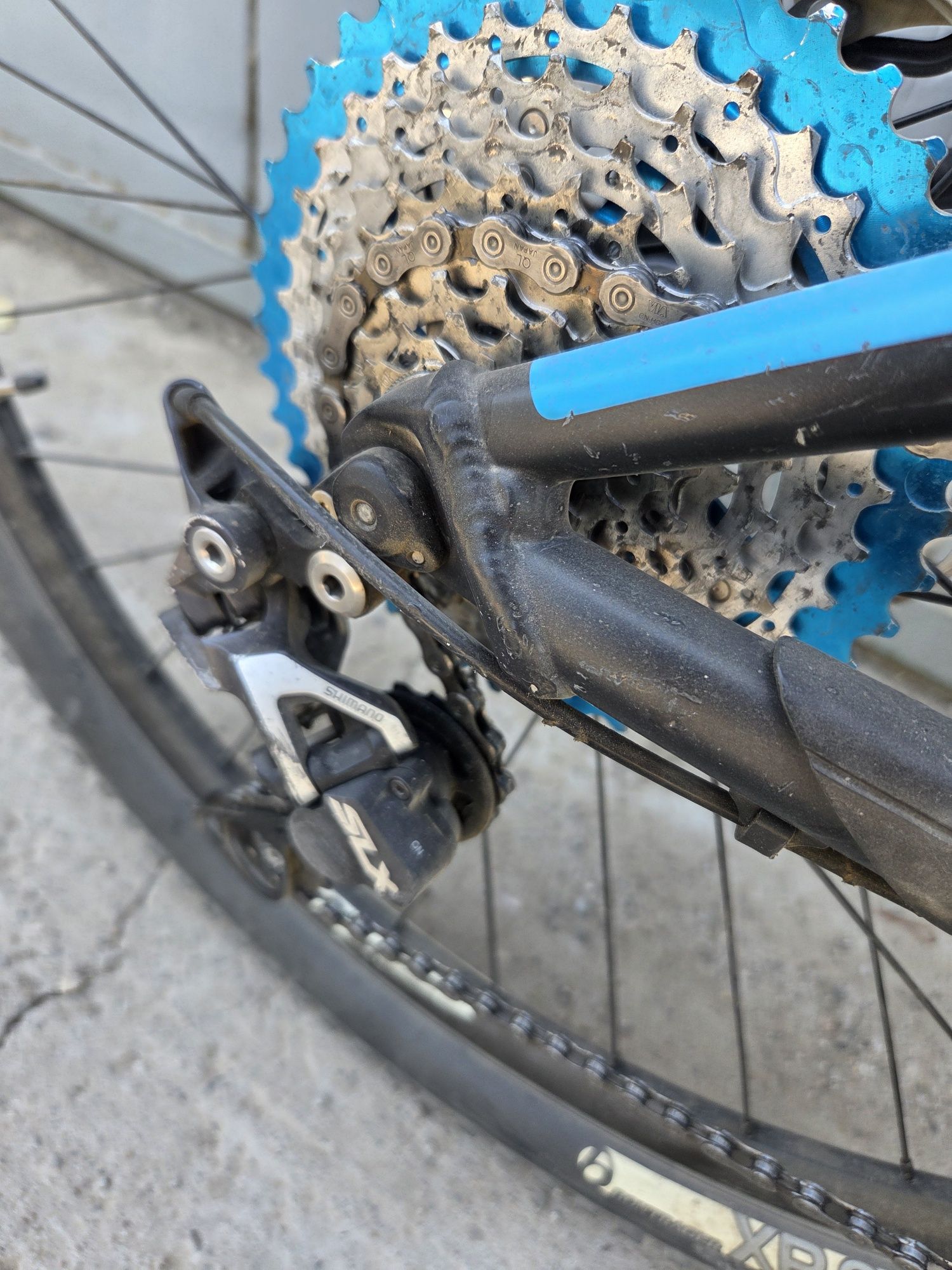 Giant Trance 2. L size. 27.5. Fox. RaceFace.