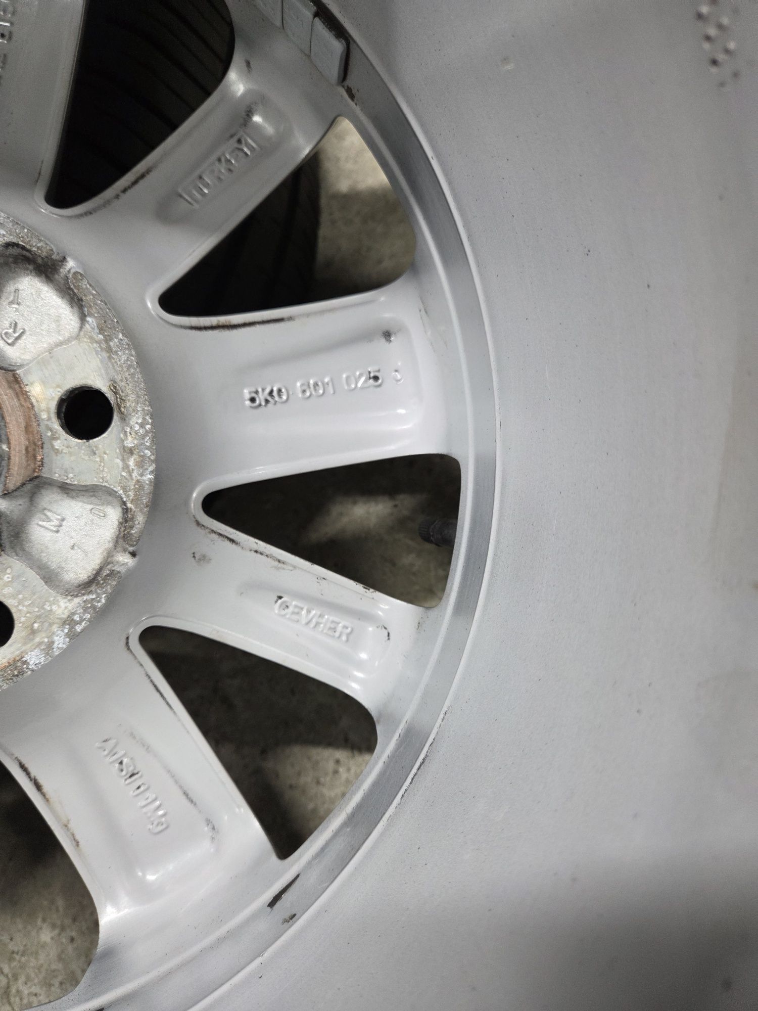 Set Jante Aliaj 5x112 pe 15 VW Golf 6 7 Touran Caddy Anvelope 195/65/1