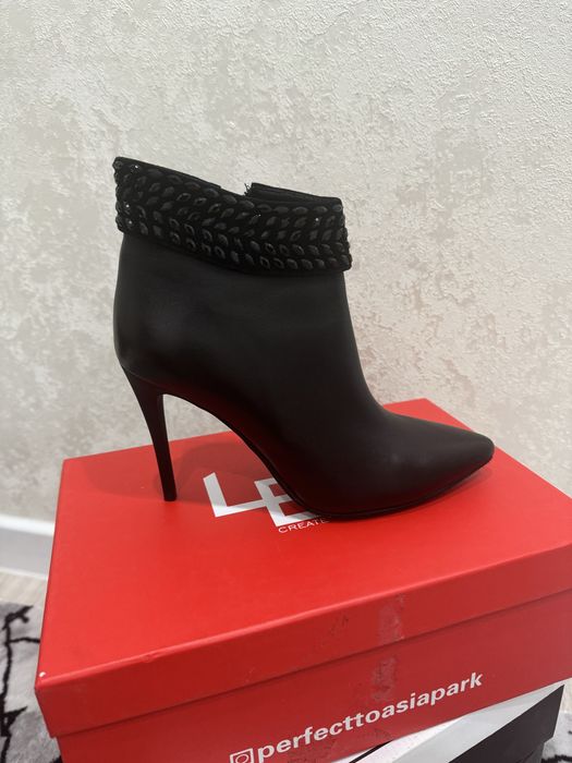 Продам кожаные полуботинки