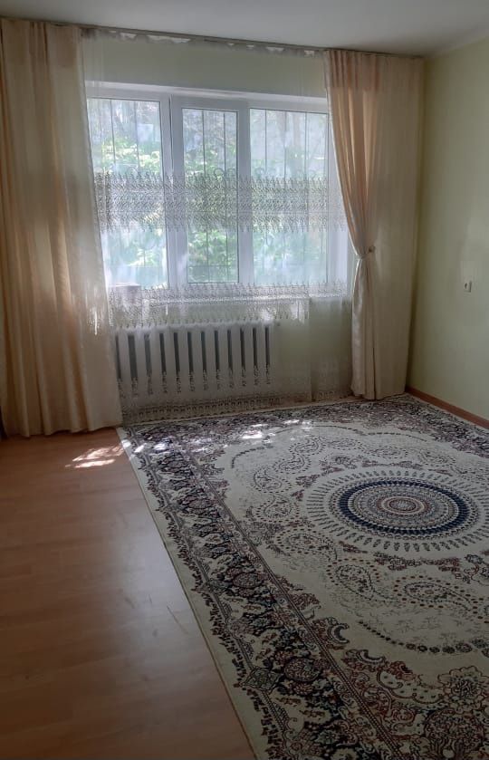 Ковёр в отличном состоянии