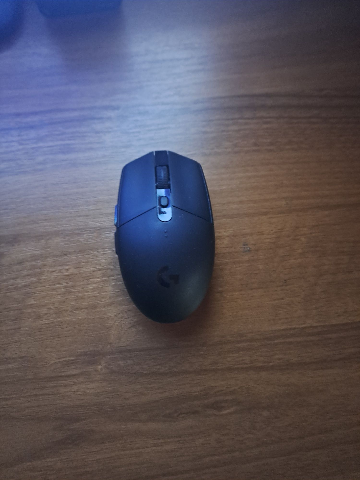 Геймърски компютър+мишка+слушалки+монитор acer 24 инча+2 тонклонки