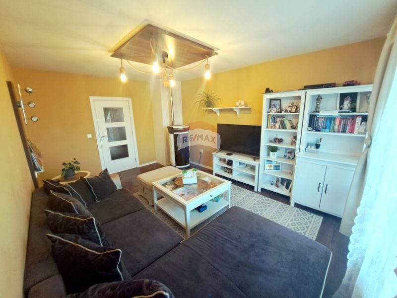 Продава се Тристаен апартамент в Варна, Кайсиева градина - 92 кв.м за 1685 €/кв.м - Снимка #2