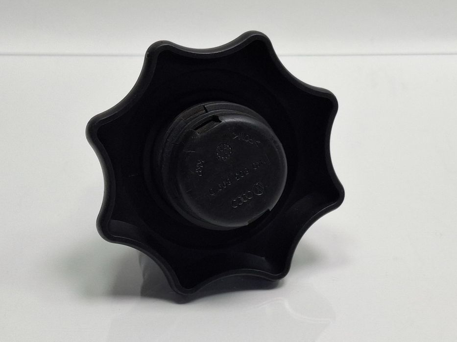 Surub fixare roata de rezerva AUDI A3 Sportback 8VA, 8VF 2012 - > TDI