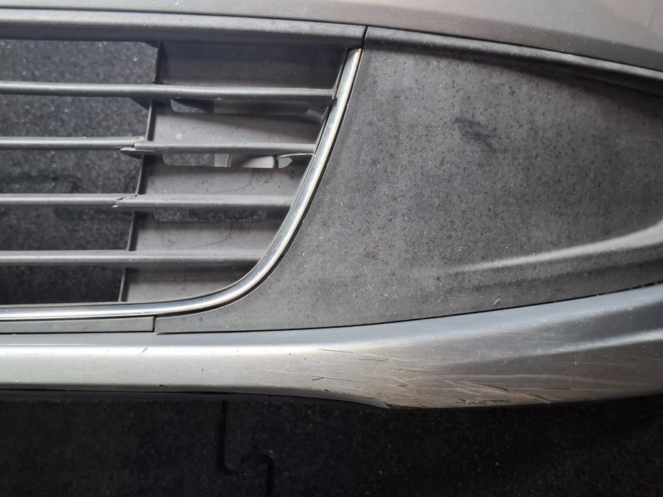 Bara fata VOLKSWAGEN TOURAN 1T3 2010 - 2015 , gri LA7W , 1T0807101GL