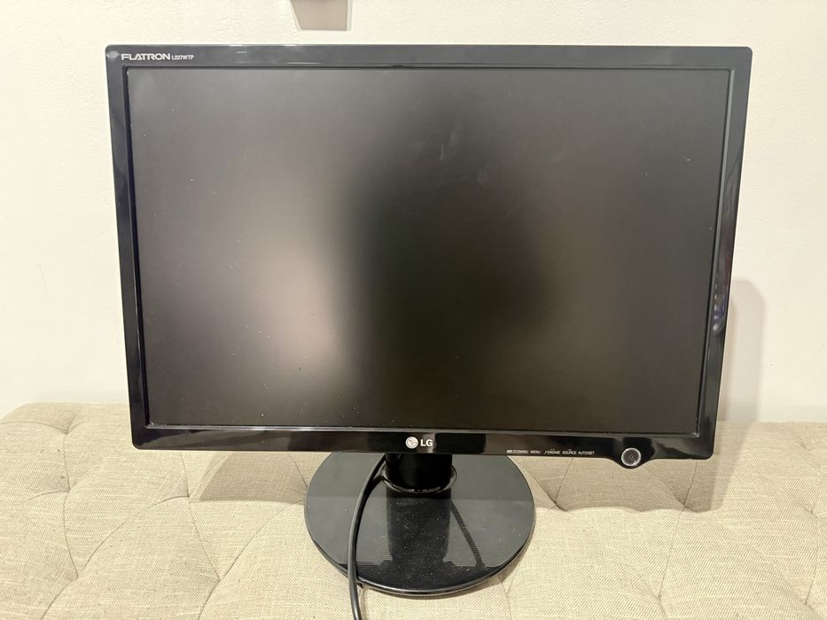 Vand Monitor LG in stare foarte buna