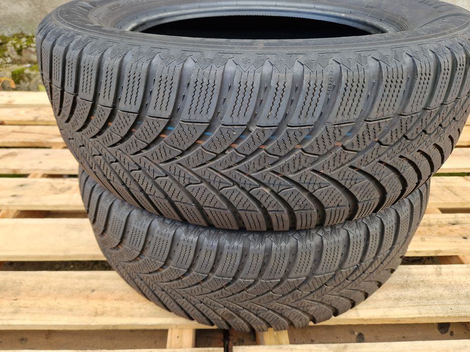 2anvelope iarna 215 60 16 Semperit 2023