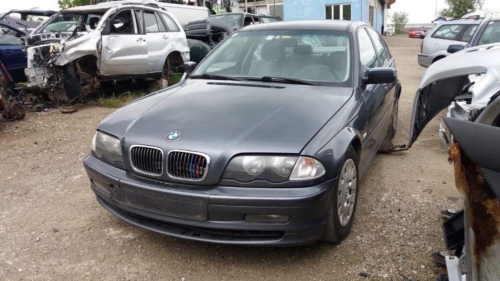 Dezmembrez piese BMW e46 Negru
