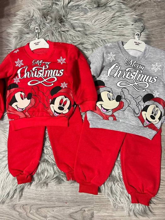 Compleuri băieți model superb