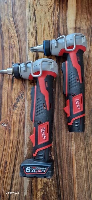 Milwaukee expandor țevi pe acumulator