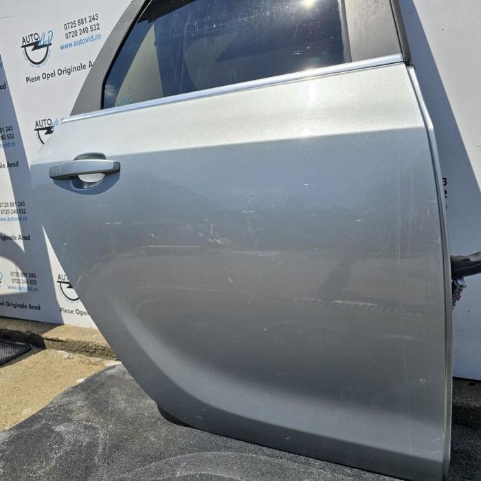Portiera usa dreapta spate Opel Astra J