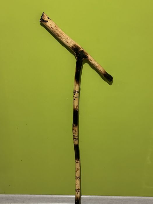 Продавам тояги за сурва