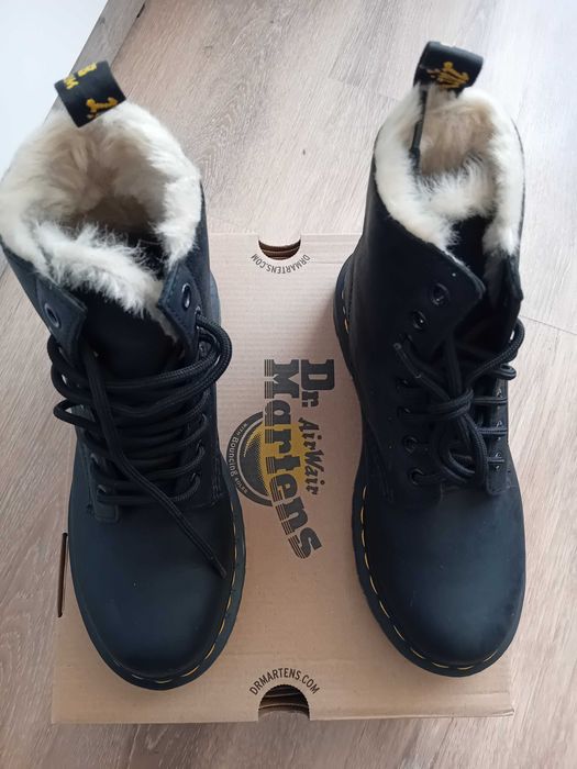 Dr.Martens/British Passport N37 Нови боти