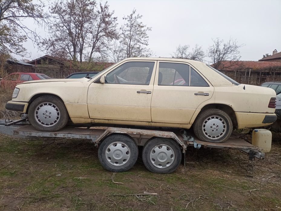 Мерцедес W124 /2.5 дизел на части