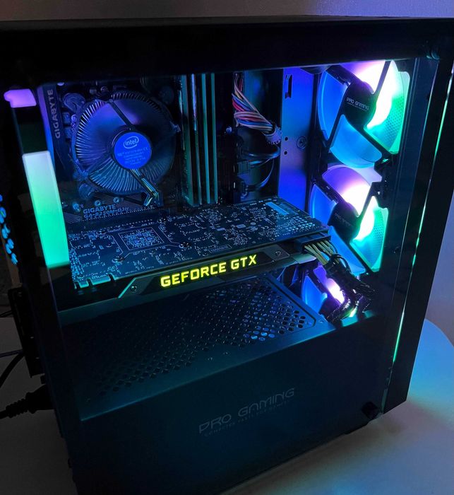 OFERTA PC Gaming i7 7700T 980Ti WIFI 16gb Cs2 Fortnite Fivem Gta5
