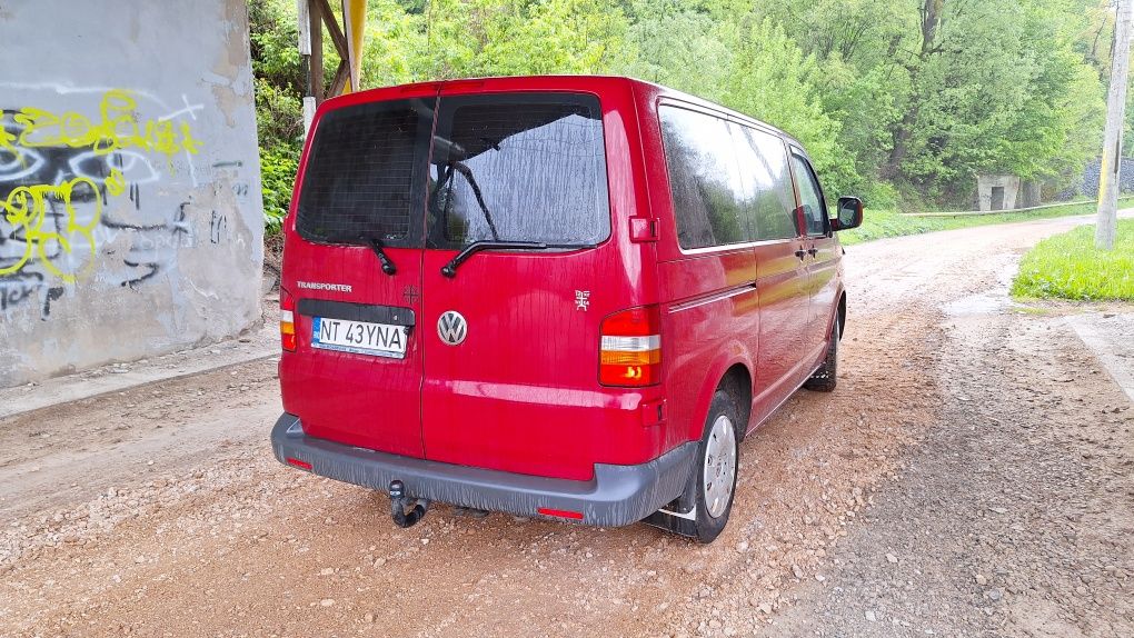 Vând vw transporter 5 1.9