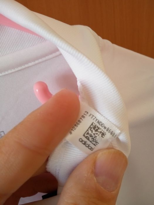 Tricou real Madrid mărimea XL și rucsac real Madrid noi