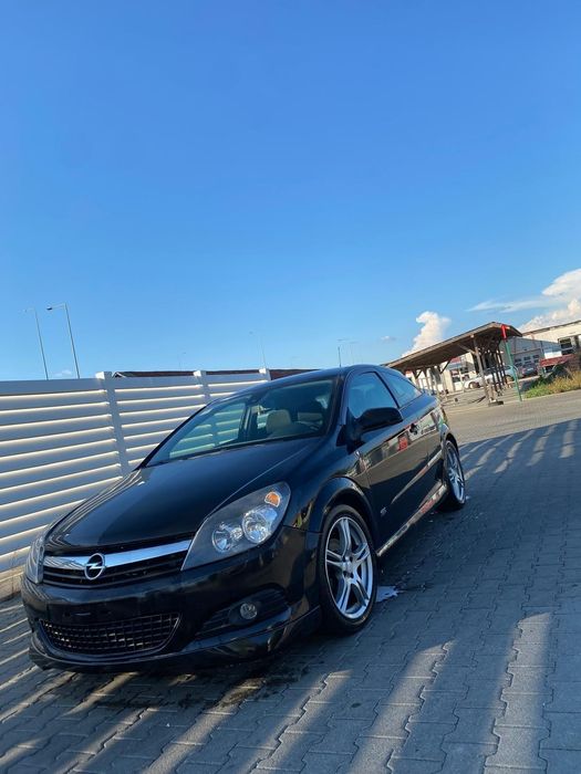 Opel Astra H GTC