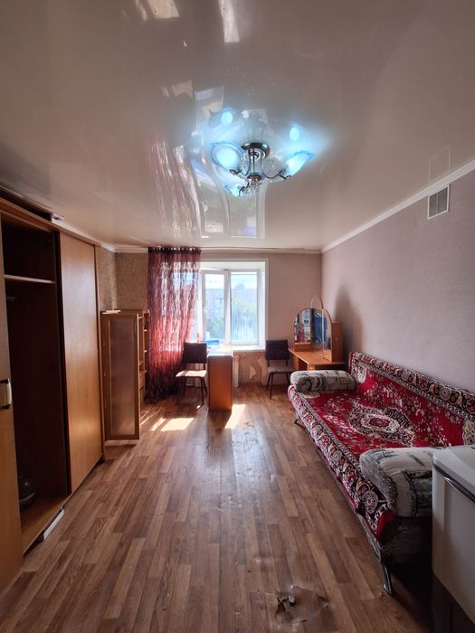 Продам комнату в общежитие район океана.