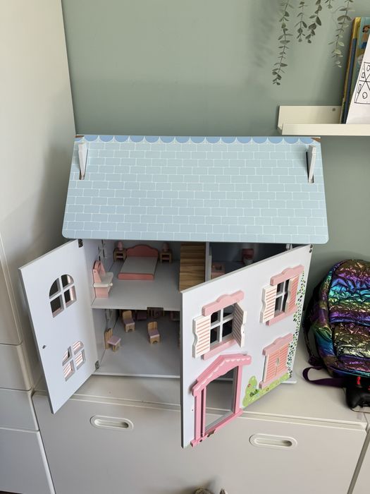 Casuta din lemn Tildo