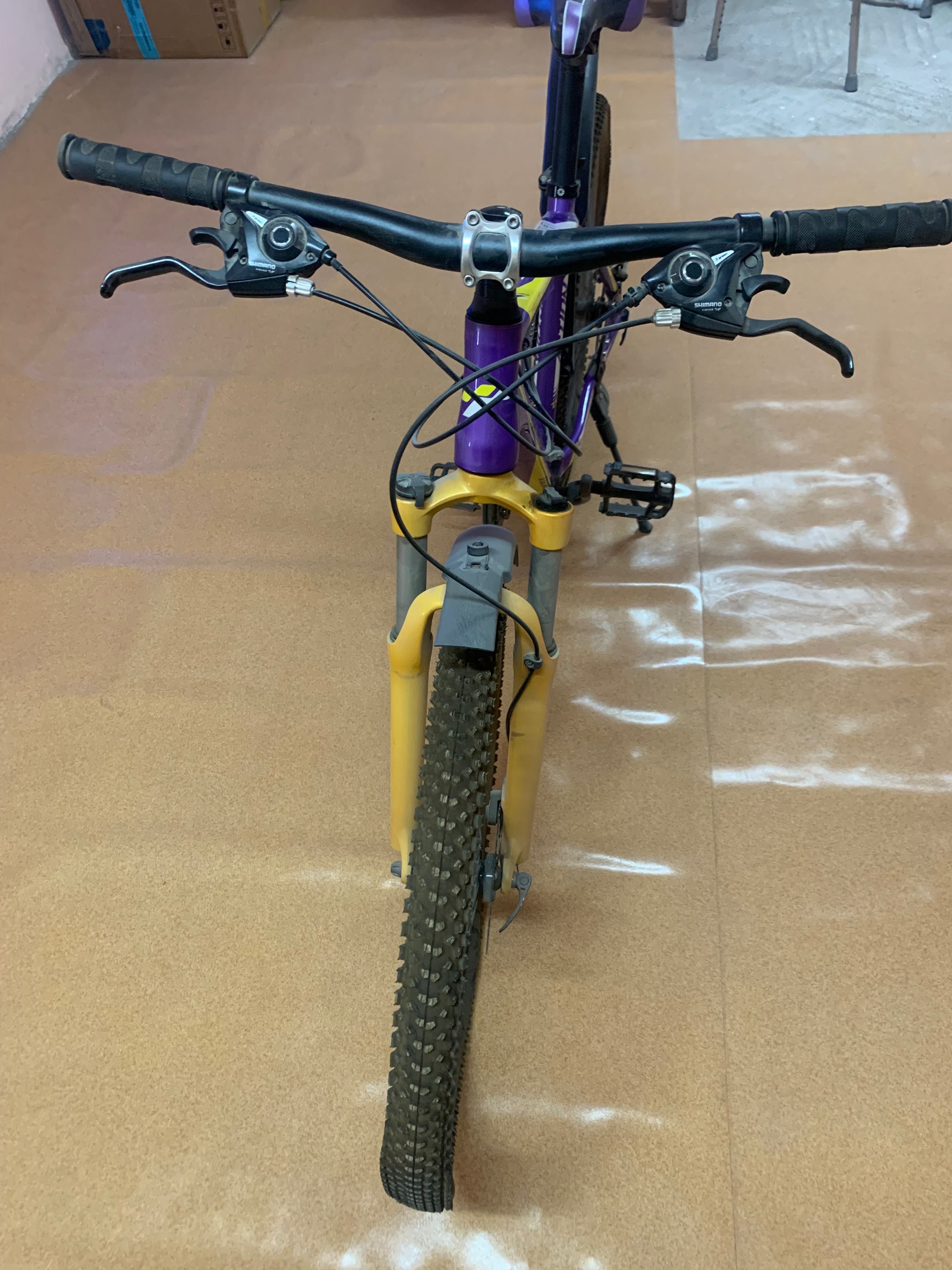 Velosiped taokas action zero model svoya